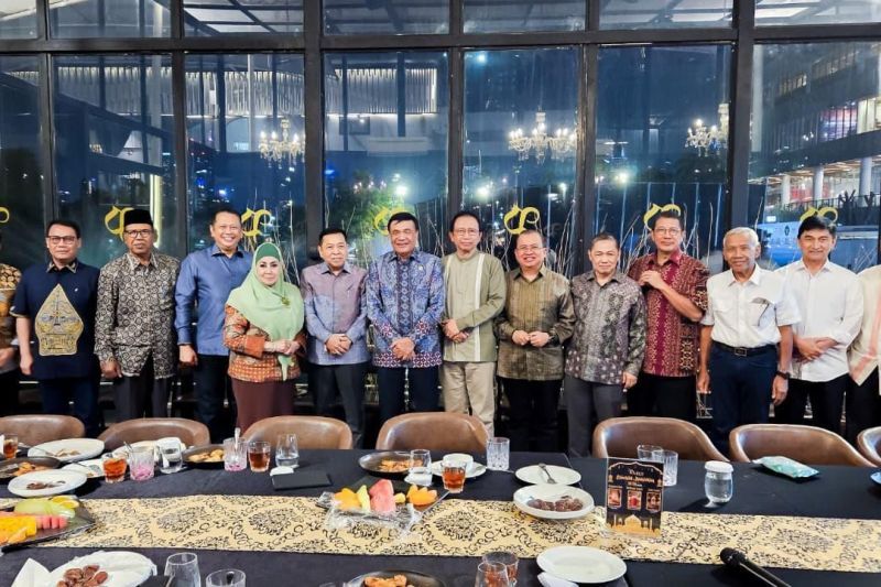 Diskusi Stabilitas Politik: Langkah MPR-DPR dan Menkopolkam