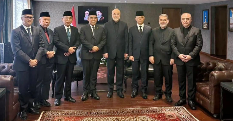 Hadiri Pemakaman Khamenei, Ketua MPR Ajak Tokoh NU-Muhammadiyah